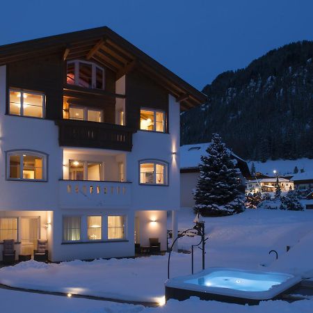 Apartments Antines セルヴァ・ディ・ヴァル・ガルデーナ 部屋 写真